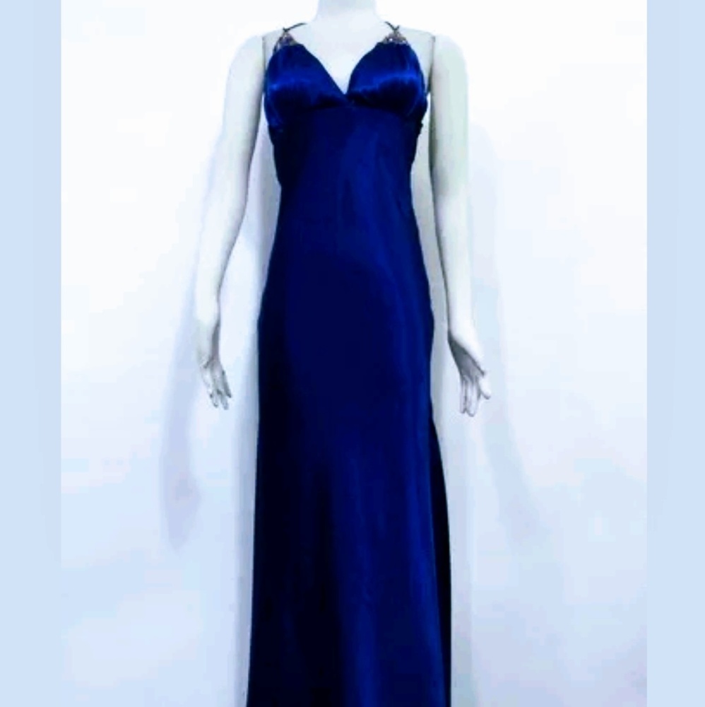 Royal blue BUNDLE AND SAVE I ALSO ACCEPT OFFERS